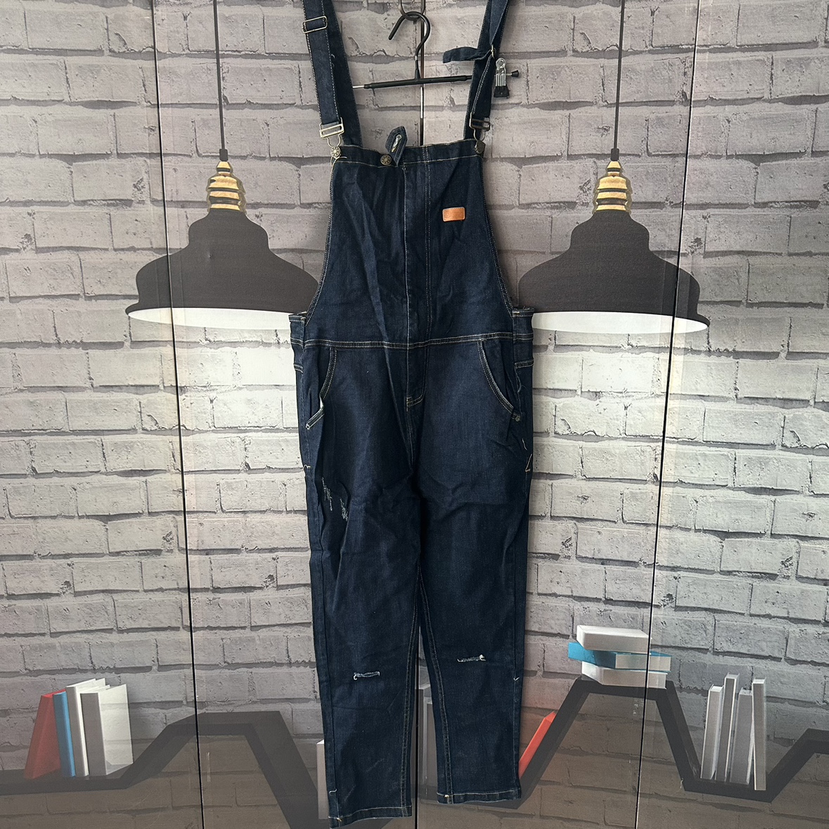 腰围84臀围96裤长裤腰往下90有弹力肩带可调节C421