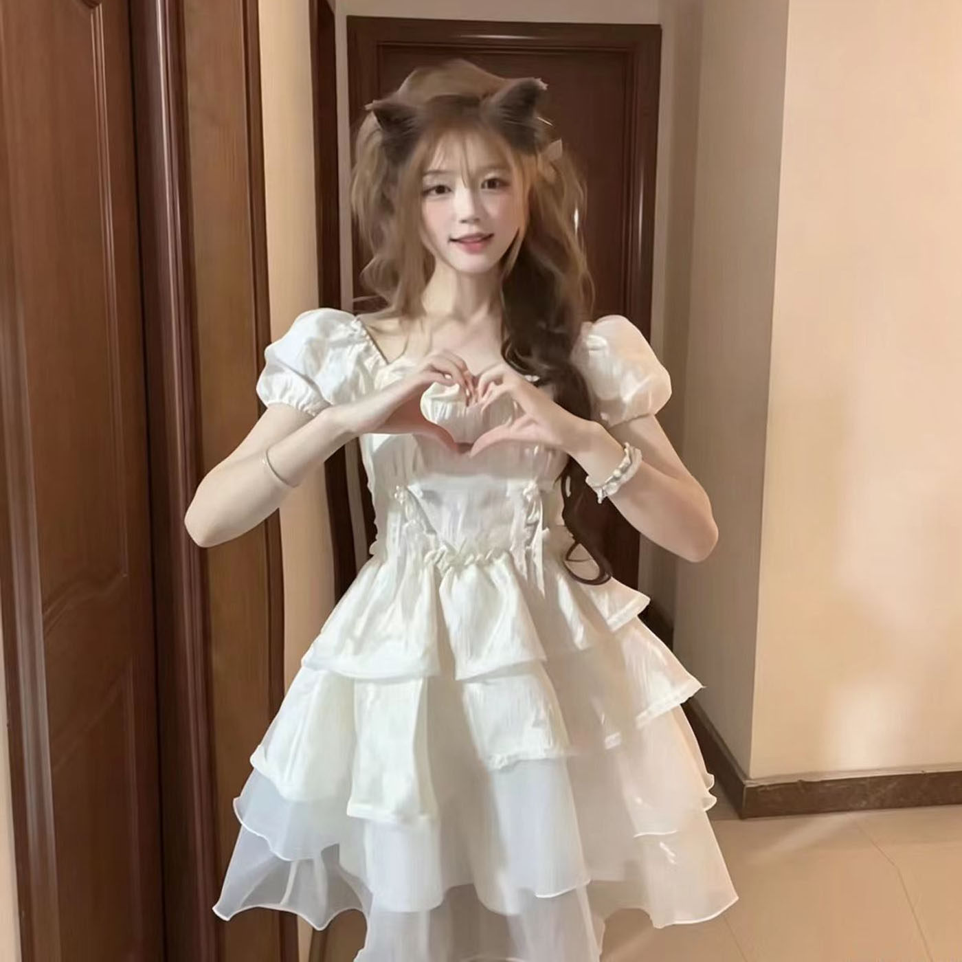 法式初恋甜美泡泡袖在逃公主连衣裙女夏季洛丽塔收腰蛋糕裙蓬蓬裙