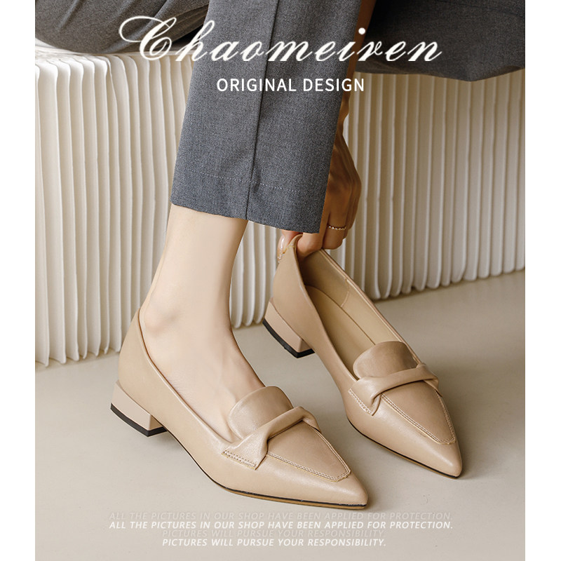 2025春夏新款法式百搭复古低跟通勤单鞋女温柔浅口软底尖头乐福鞋