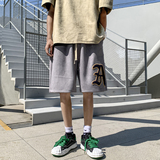 灰色