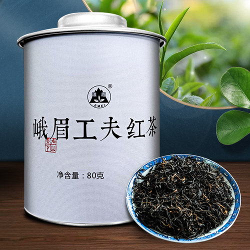 传统窖制 紧细微曲 汤色红亮 甜香持久