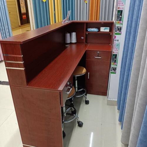 拐角公司奶茶店美容院收银台