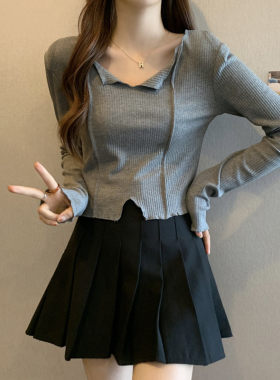 新款百搭锁骨V领内搭长袖女装洋气独特短款针织衫上衣