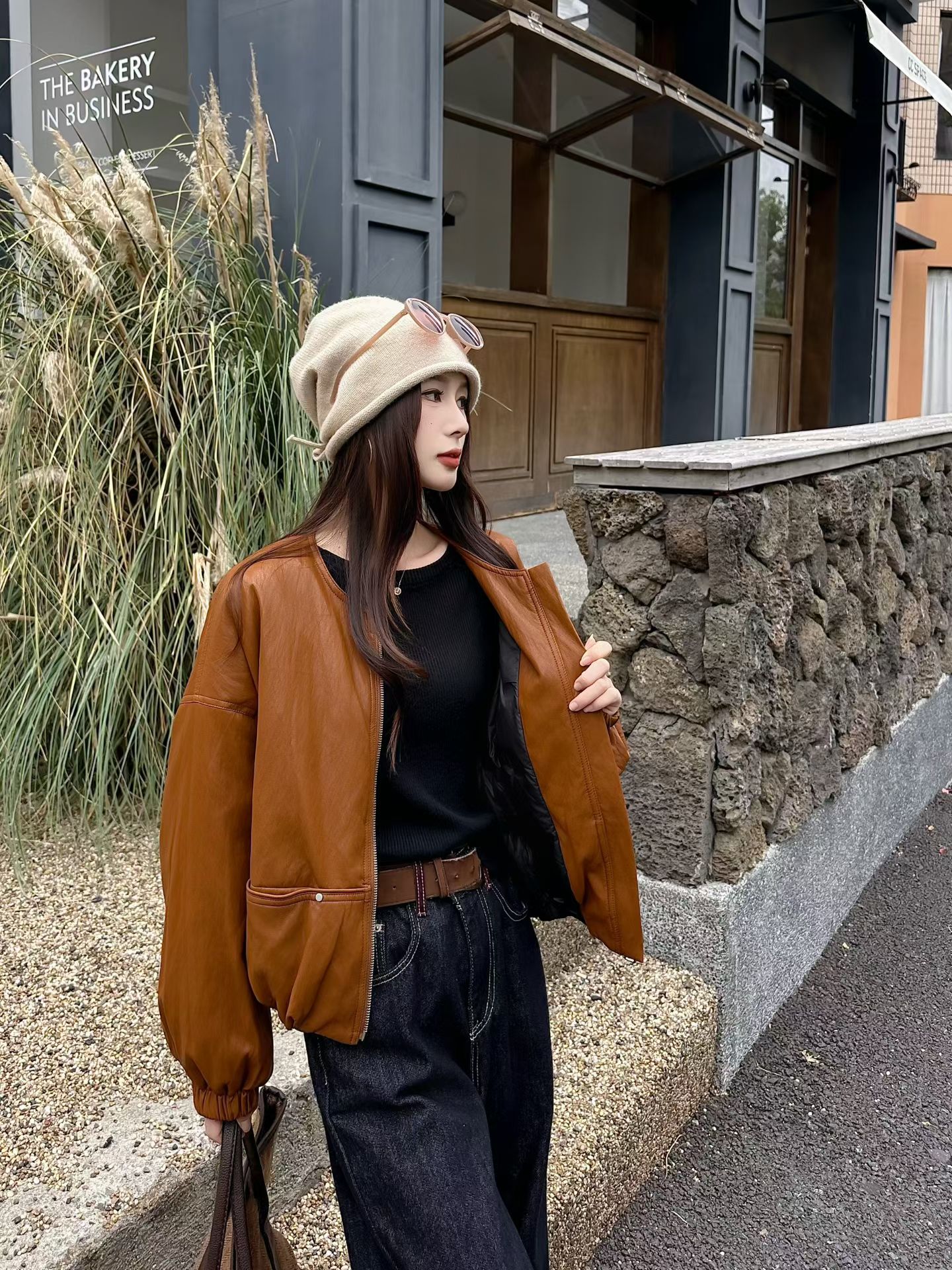 2025新款韩版宽松显瘦百搭圆领长袖皮衣90羽绒服外套女休闲上衣