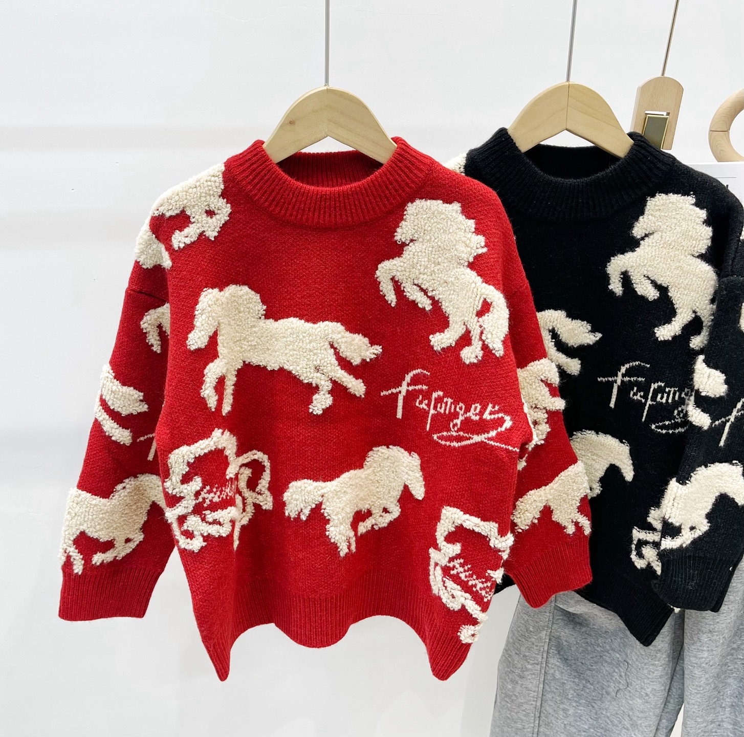 儿童新年万马奔腾植绒红色毛衣冬季新款男女童马年宽松百搭针织衫