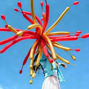 春节金红烟花气球喜庆结婚场景布置儿童宝宝生日宴会包厢吊顶装饰