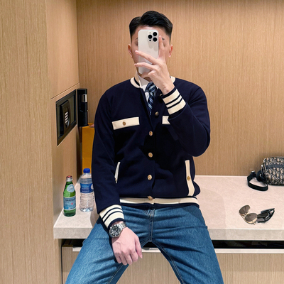 开衫针织棒球领拼色毛衣外套奢华