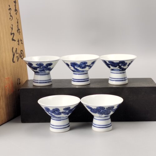 三浦竹轩三浦竹泉造日本清水烧染付酒盅茶碗一套5个日本回流茶具