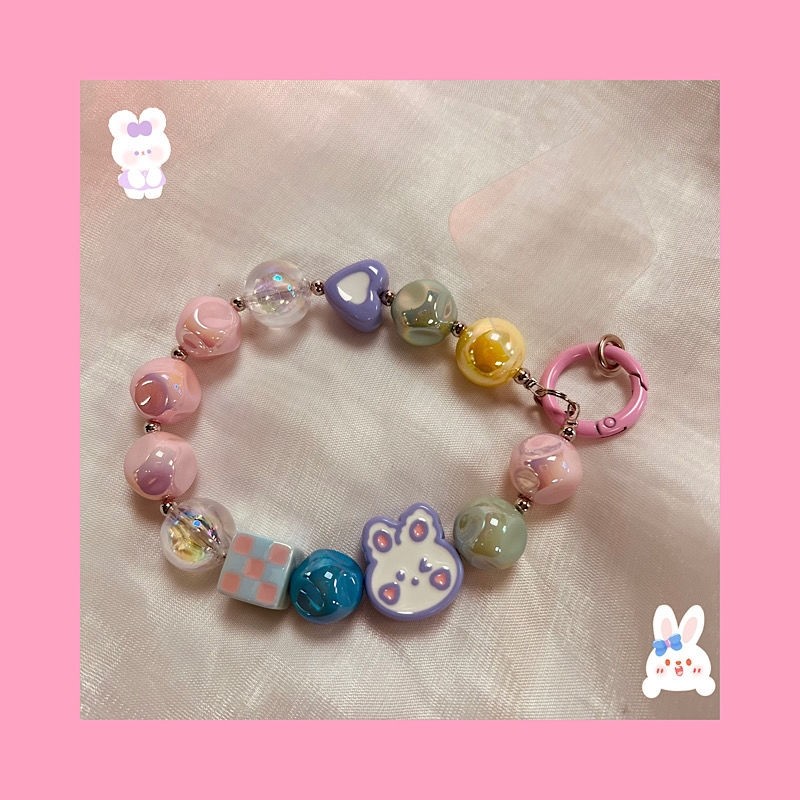 夏日多巴胺甜妹彩色可爱兔子串珠手机链条便携手腕带挂链挂绳甜酷