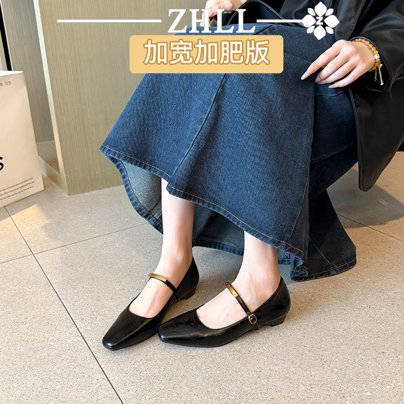加宽胖脚大码女鞋41到43小方头一字扣带法式玛丽珍鞋百搭坡跟单鞋