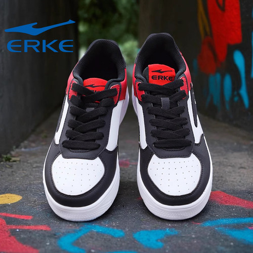 鸿星尔克男士皮面休闲小白鞋