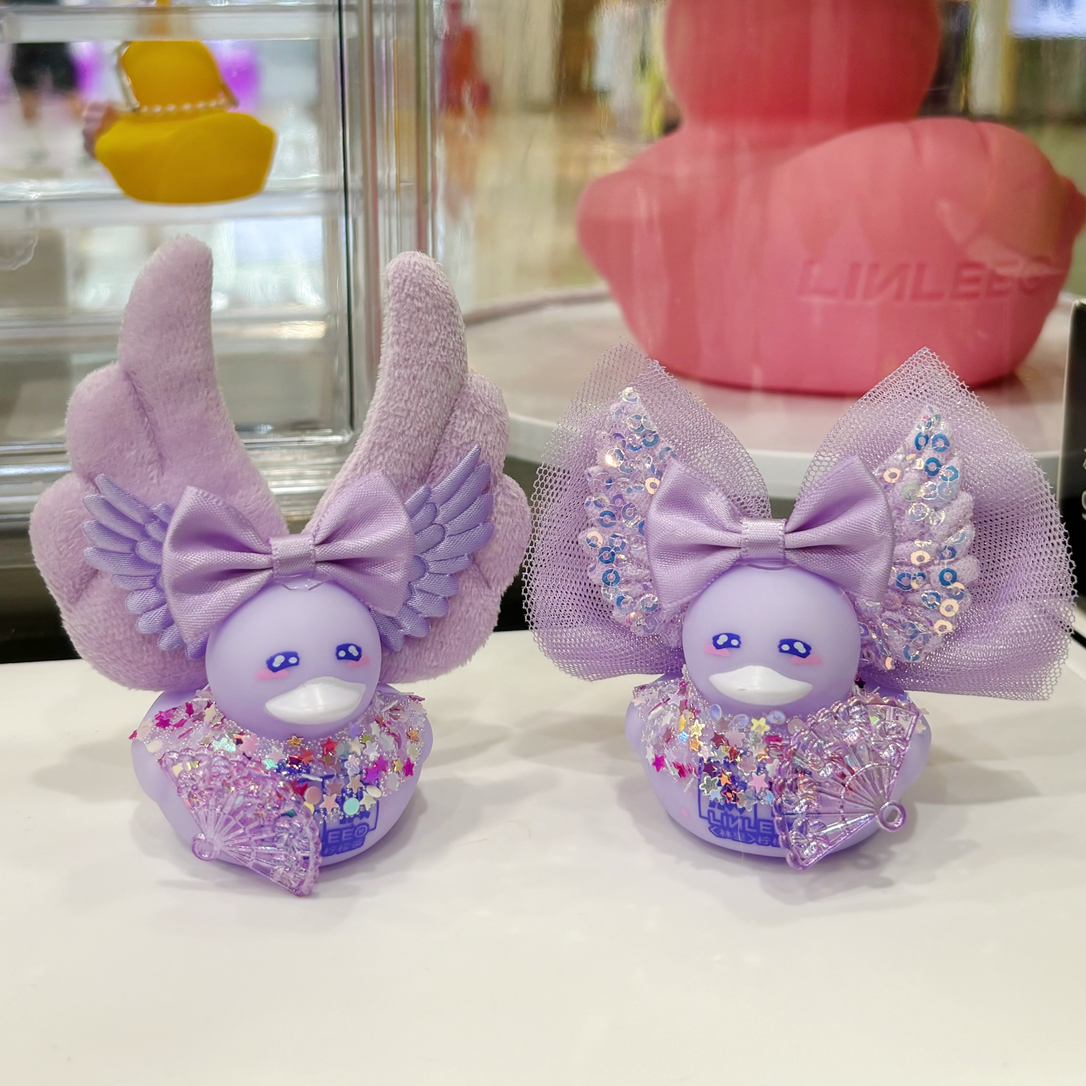 新款紫色系天使翅膀小鸭子亮片秋日鸭周边玩具摆件潮玩