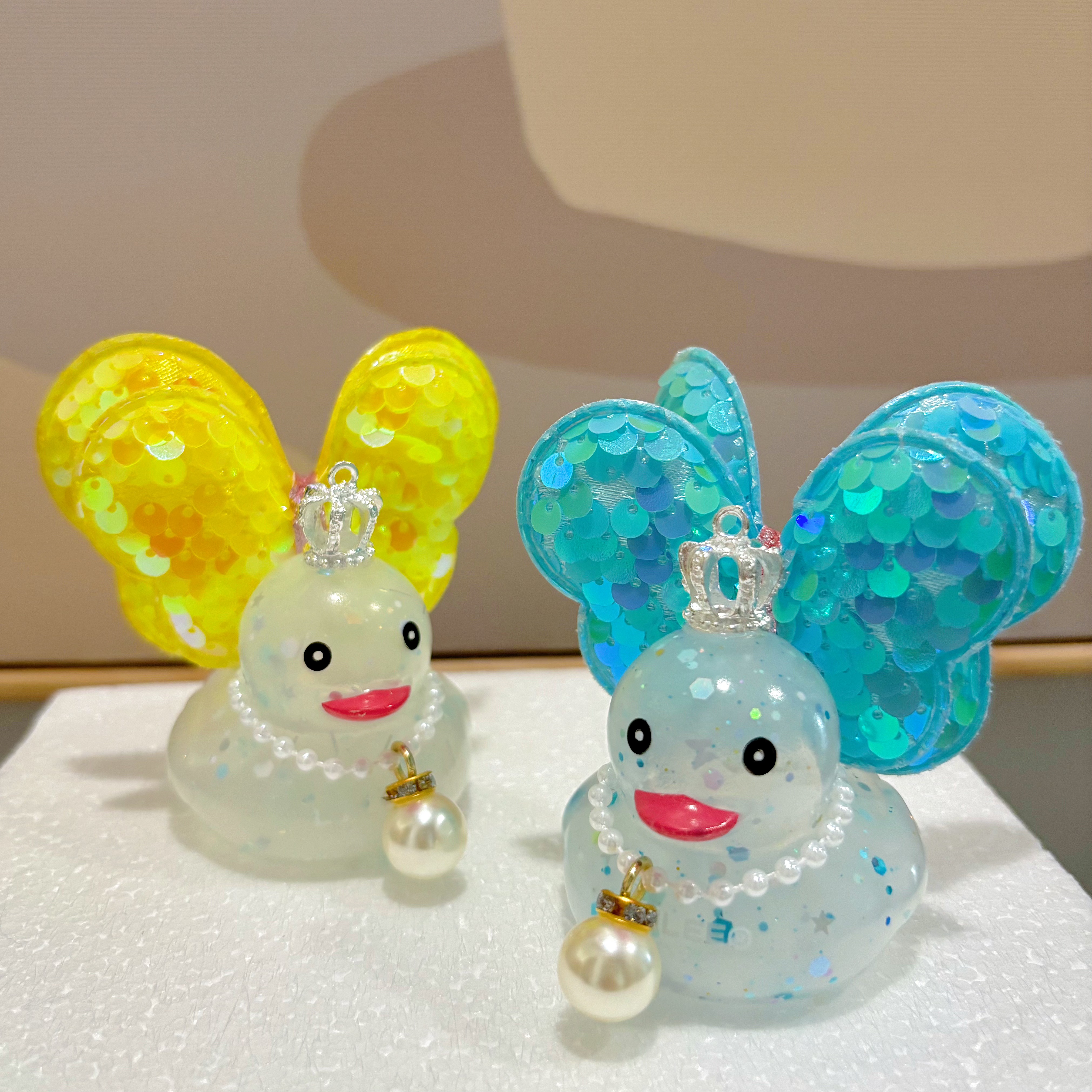 林里亮片翅膀鸭天使鸭透明星空小鸭子配饰