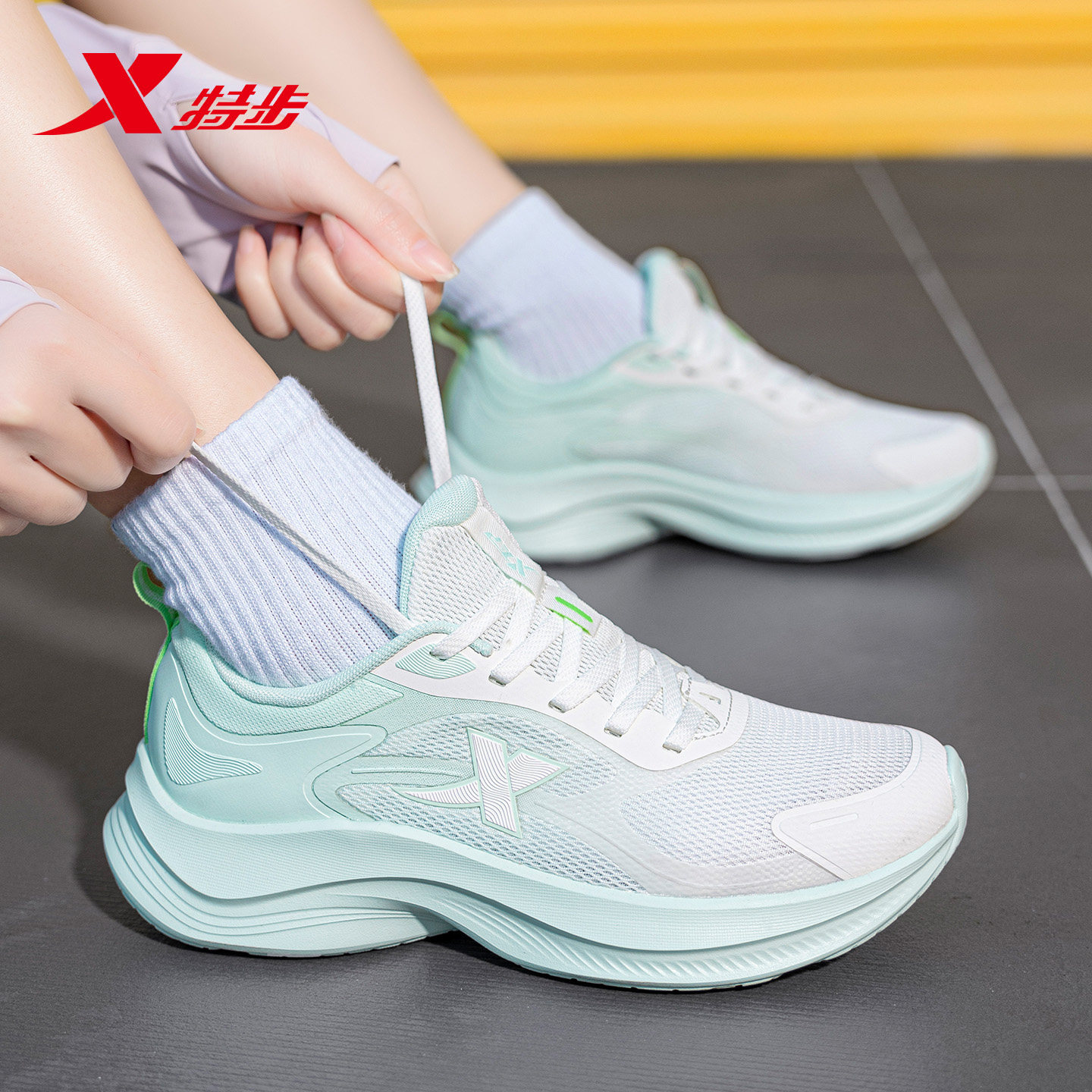特步女鞋透气网面鞋子休闲老爹鞋跑步鞋休闲鞋官方旗舰店运动鞋女,运动鞋new,跑步鞋,淘宝优惠券,粉丝福利购,淘宝优惠卷