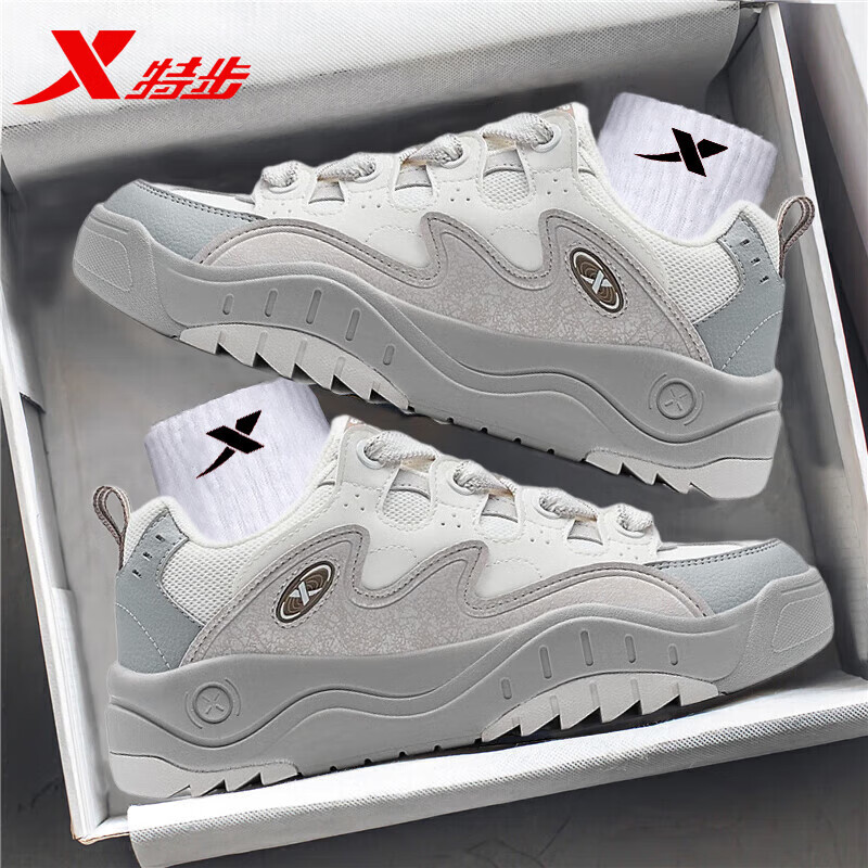 特步华夫鞋厚底增高运动鞋