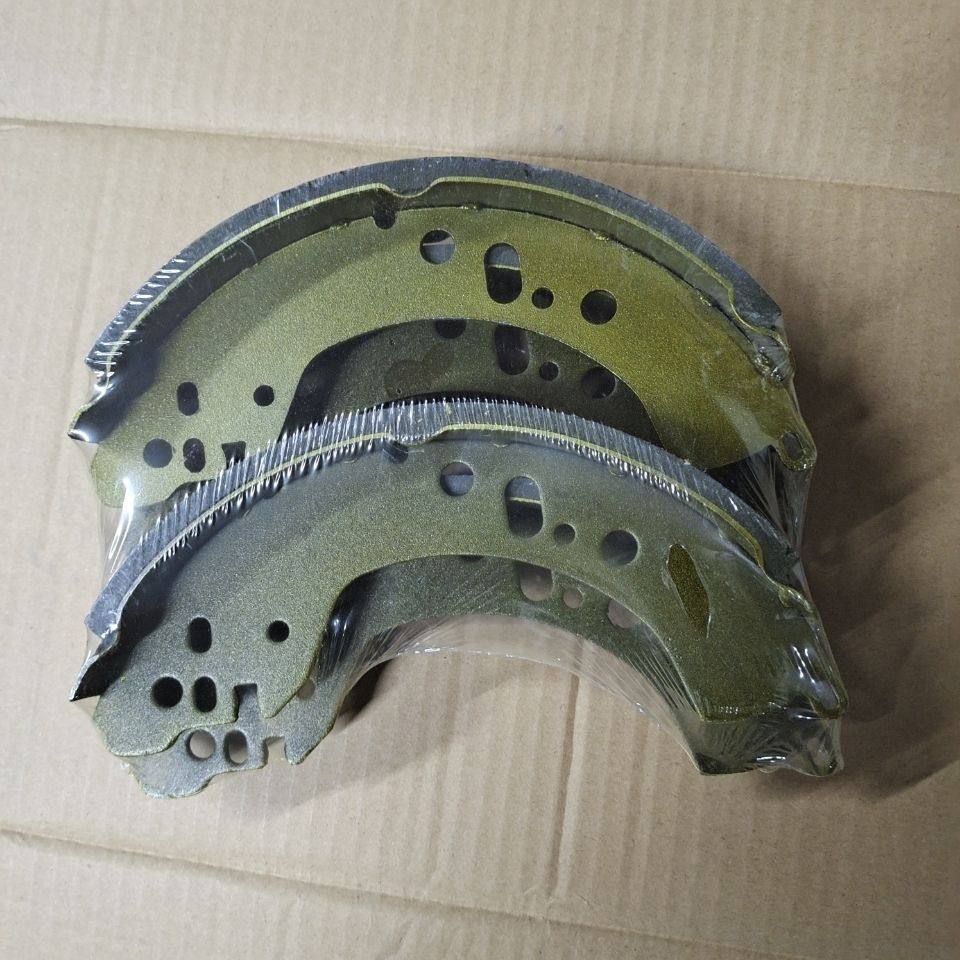 适配昌河福瑞达M50后刹车片M50s后轮刹车皮 鼓刹制动摩擦片前刹车