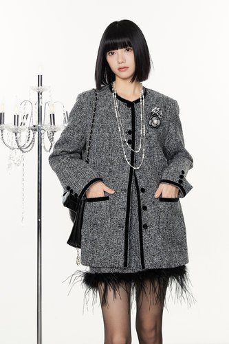 ayemorrey丝绒鸵鸟毛羽绒外套