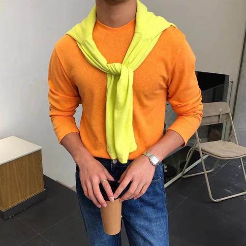 早春男生纯色轻薄透气T恤休闲轻熟圆领长袖防inst恤2022新款情侣