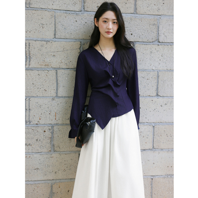 lyna凌小姐2025秋季新款高级感气质V领不规则上衣白色百搭半身裙