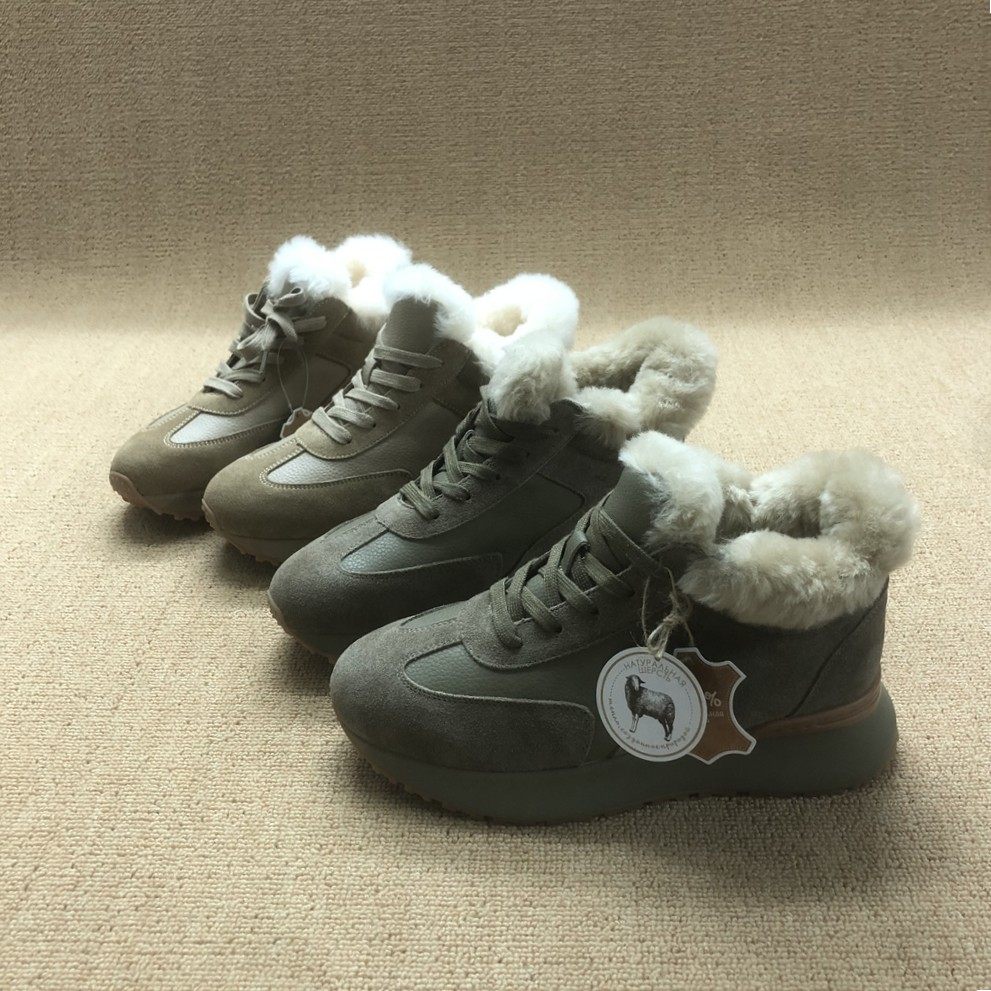 出口俄罗斯羊毛加绒雪地靴尾货百搭保暖抗寒时尚运动鞋棉靴德训鞋,女鞋,时尚雪地靴,淘宝优惠券,粉丝福利购,淘宝优惠卷