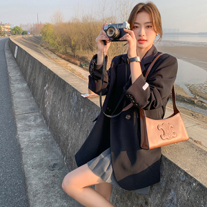 现货 黑色西装外套女货号C034-P115-K168图片