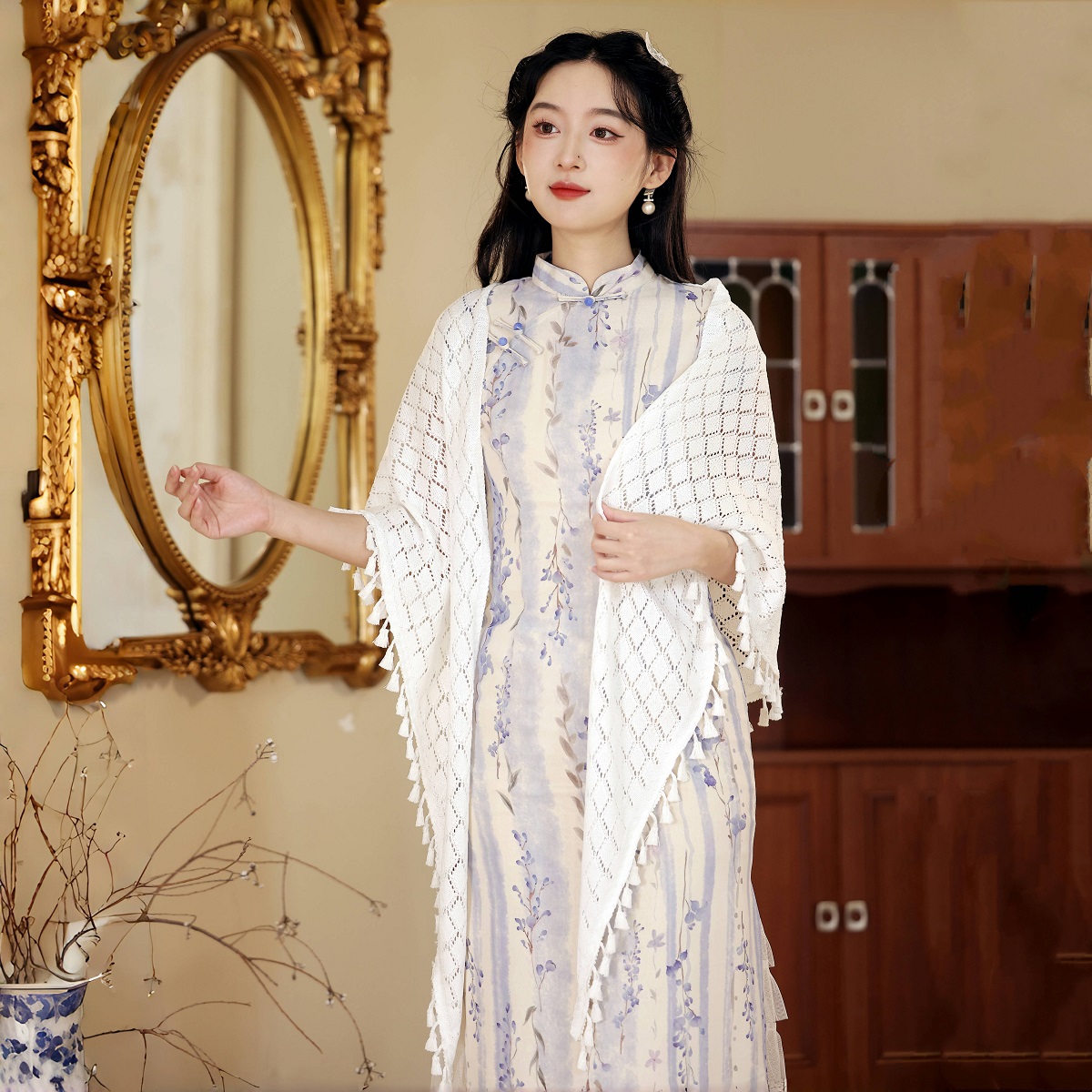 旗袍披肩外搭女针织流苏三角巾斗篷复古文艺春秋冬季新款搭配披肩