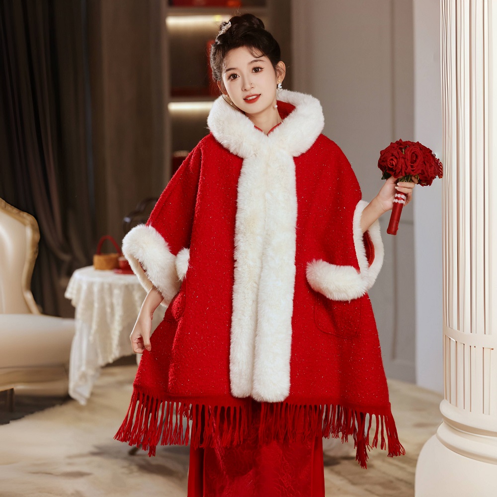 冬季加绒加厚连帽斗篷披肩中长款复古口袋流苏毛领披风毛呢外套