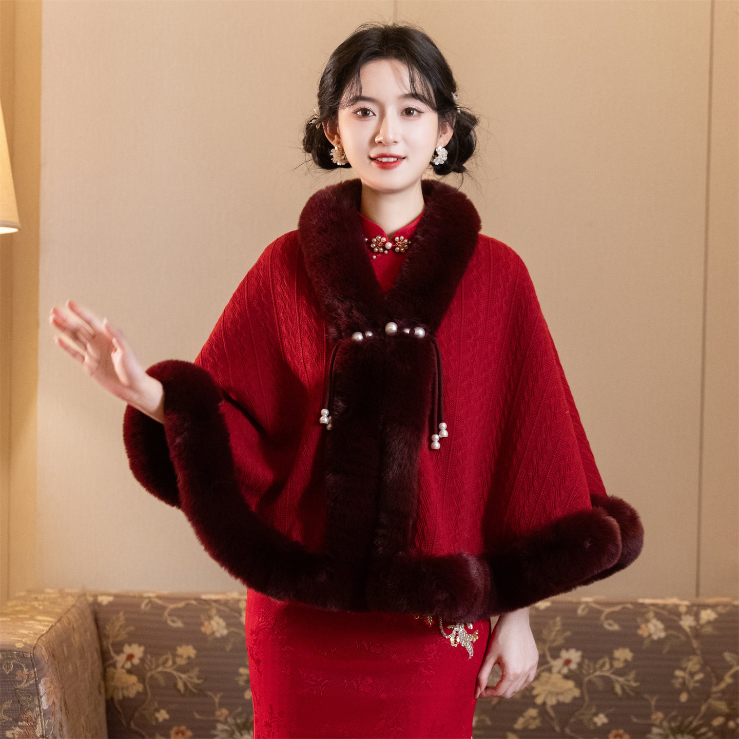 新中式风酒红色毛绒披肩女秋冬加厚保暖旗袍秀禾国风斗篷披肩外套,女装/女士精品,秀禾服,淘宝优惠券,粉丝福利购,淘宝优惠卷