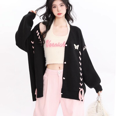 AONW秋冬新款慵懒风小众百搭设计感蝴蝶绑带爱心纽扣女开衫毛衣