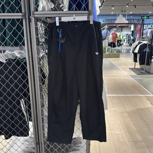 阿迪达斯三叶草王鹤棣同款锥裤