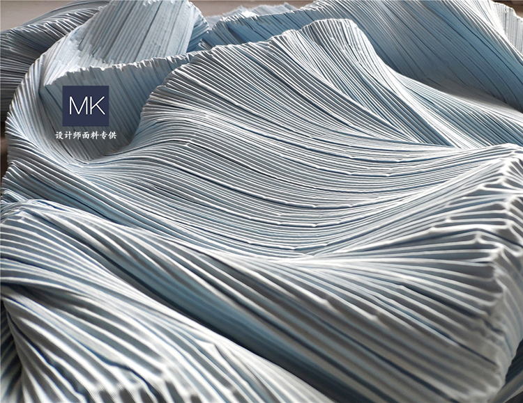 压褶硬挺特殊肌理设计师布料