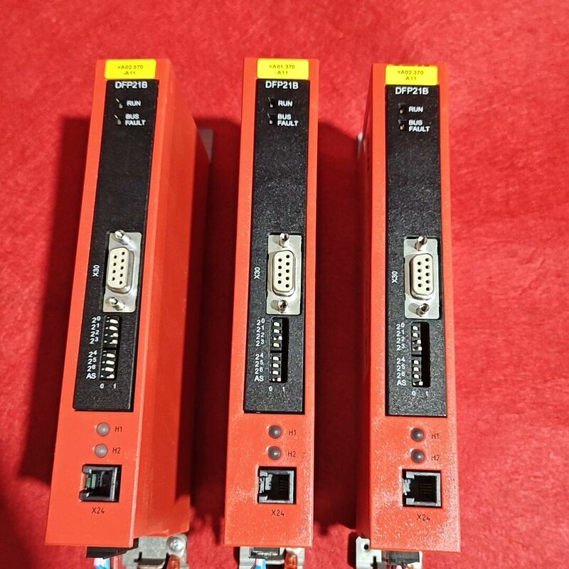 议价DFP21B/UOH11B，SEW变频器通讯模块，二手拆机成