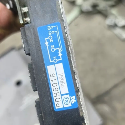 议价PDH6016整流模块，拆机品，成色还可以，有点使用痕迹。实 物