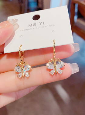 简约百搭精致时尚蝴蝶耳环2025年新高级感小众法式锆石无耳洞耳夹