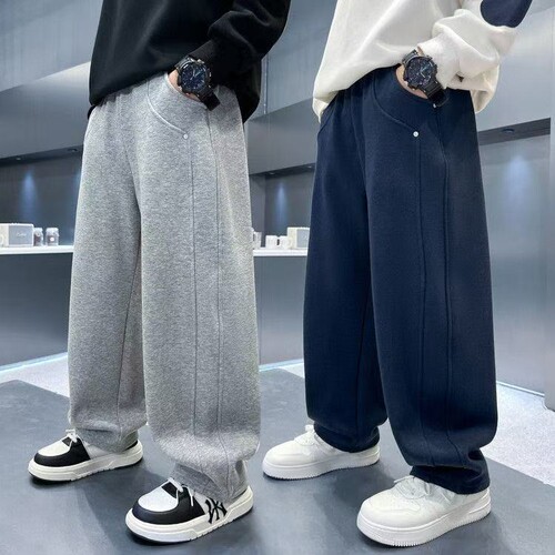 男孩灰色宽松运动裤儿童帅气长裤