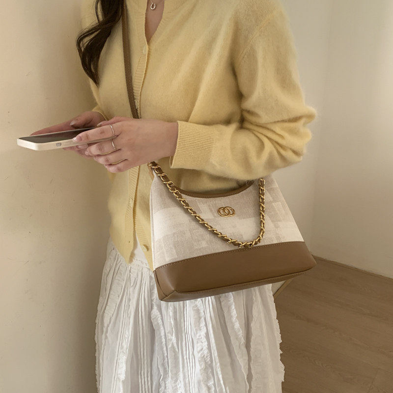 高级感超火小包包女士2026新款春夏爆款腋下包轻奢小众单肩斜挎包,箱包皮具/热销女包/男包,通用款女包,淘宝优惠券,粉丝福利购,淘宝优惠卷