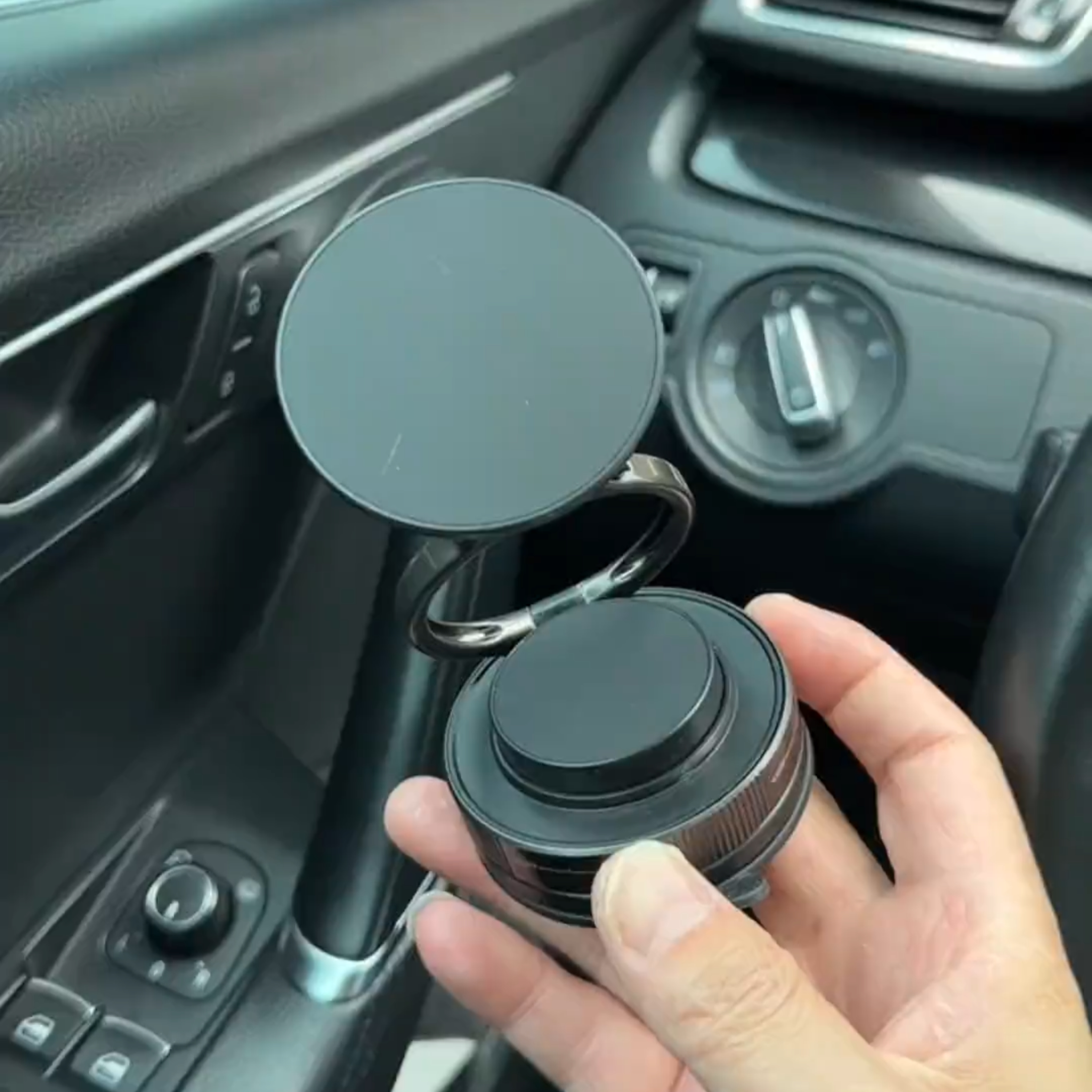 2025爆款磁吸车载手机支架专车专用导航支架汽车手机架最新款