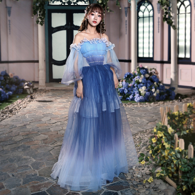 孔雀婚纱