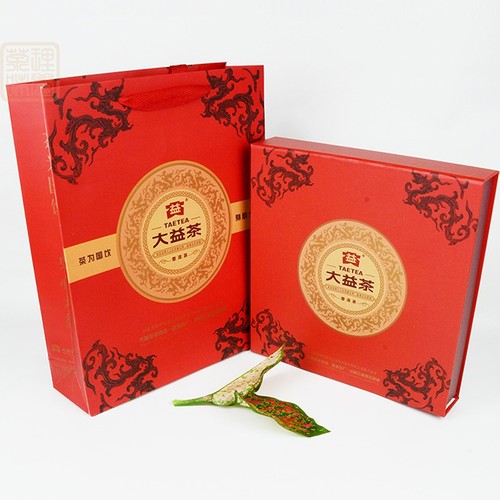 大益红色翻盖单饼通用礼盒手挽袋