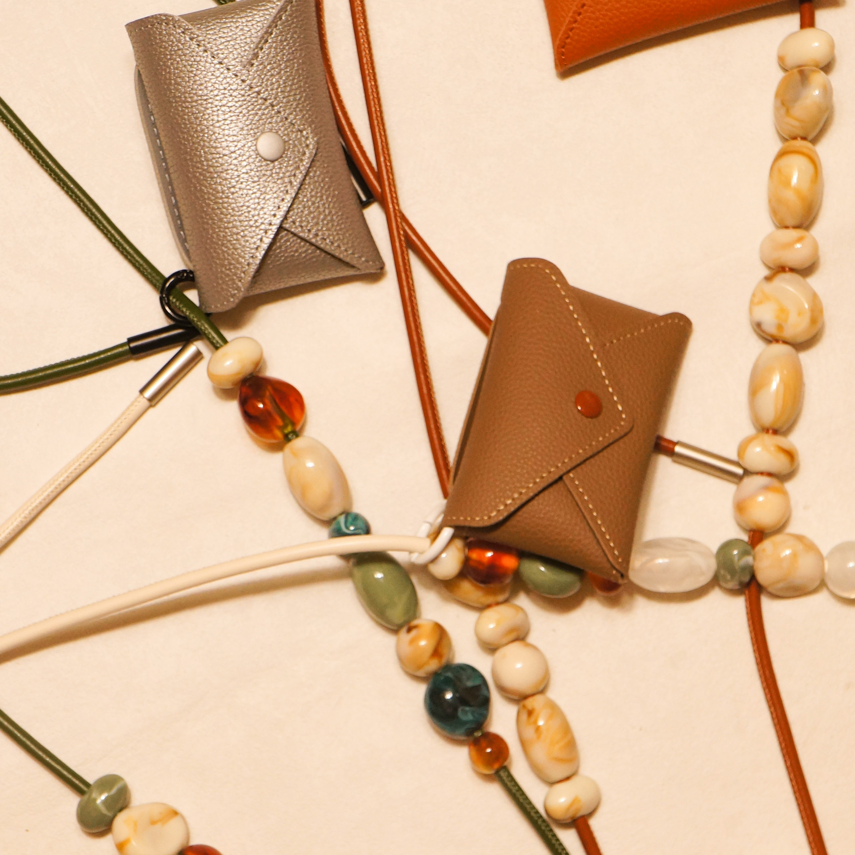 XHENXHEN'BohemianStyle斜挎链多功能手机链包包链