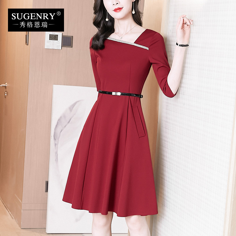 秋冬2021年新款女连衣裙酒红色裙子修身显瘦气质冬季赫本风小黑裙