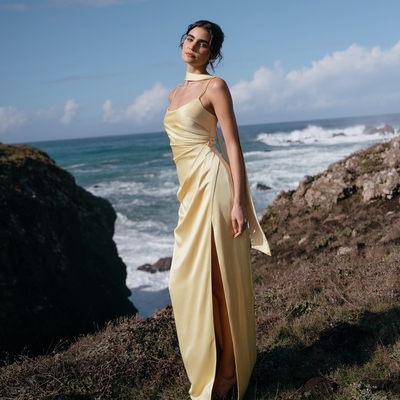 西式浅黄色伴娘服轻礼服质感高级小众气质姐妹服伴娘团婚礼主持人