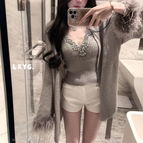 高级感鸵鸟毛重工镶钻吊带背心两件套装针织开衫女LXYG早春毛上衣