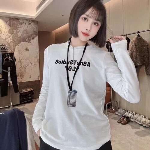 YUAN XI元熙6186白色弹力长袖T恤女植绒字母宽松打底衫女秋上衣春