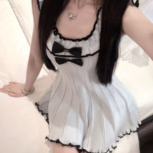 LXYG法式甜美一字肩荷叶边学院风蝴蝶结撞色针织连衣裙女修身短裙