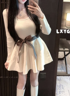 LXYG秋冬新款掐腰好版型 显高蝴蝶结腰带针织连衣裙显瘦内搭裙子