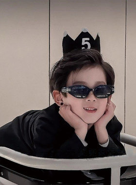 小红书黑色皇冠王冠毛毡数字生日帽儿童周岁男孩女孩生日拍照道具