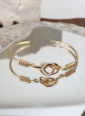 日韩轻奢时尚爱心手工手镯女情侣简约ins网红定制