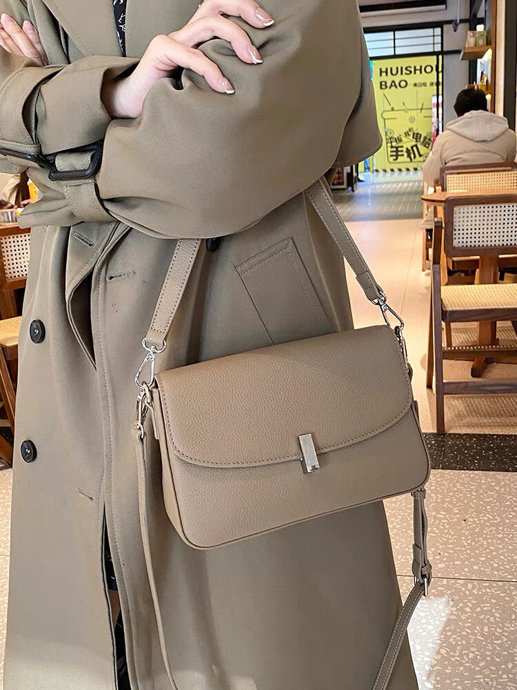 真皮单肩腋下包女2026新款头层牛皮百搭小众斜挎包今年流行豆腐包