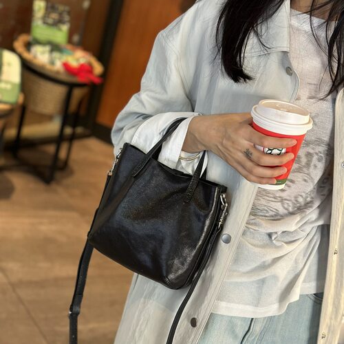 商场同款真皮手提托特包女2026新时尚百搭通勤头层牛皮单肩斜挎包